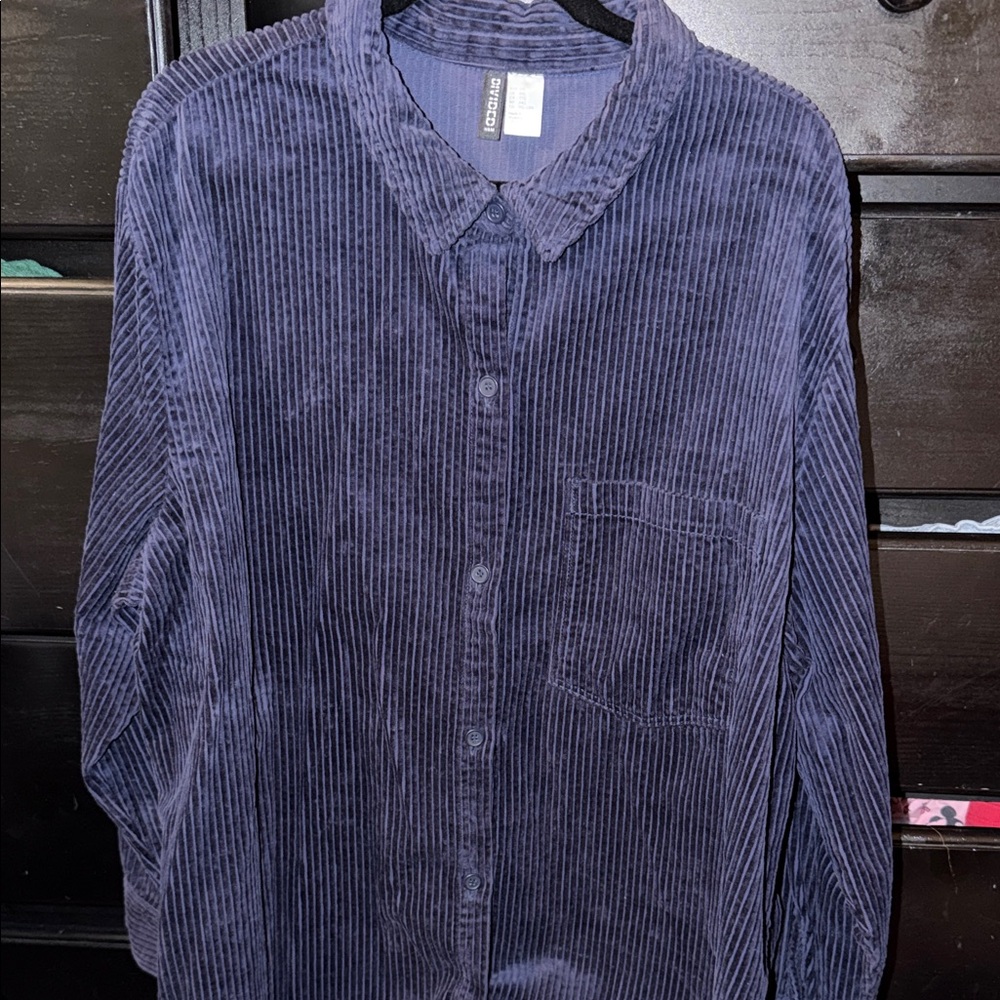 H&M  Corduroy Button-Up Shirt in Navy